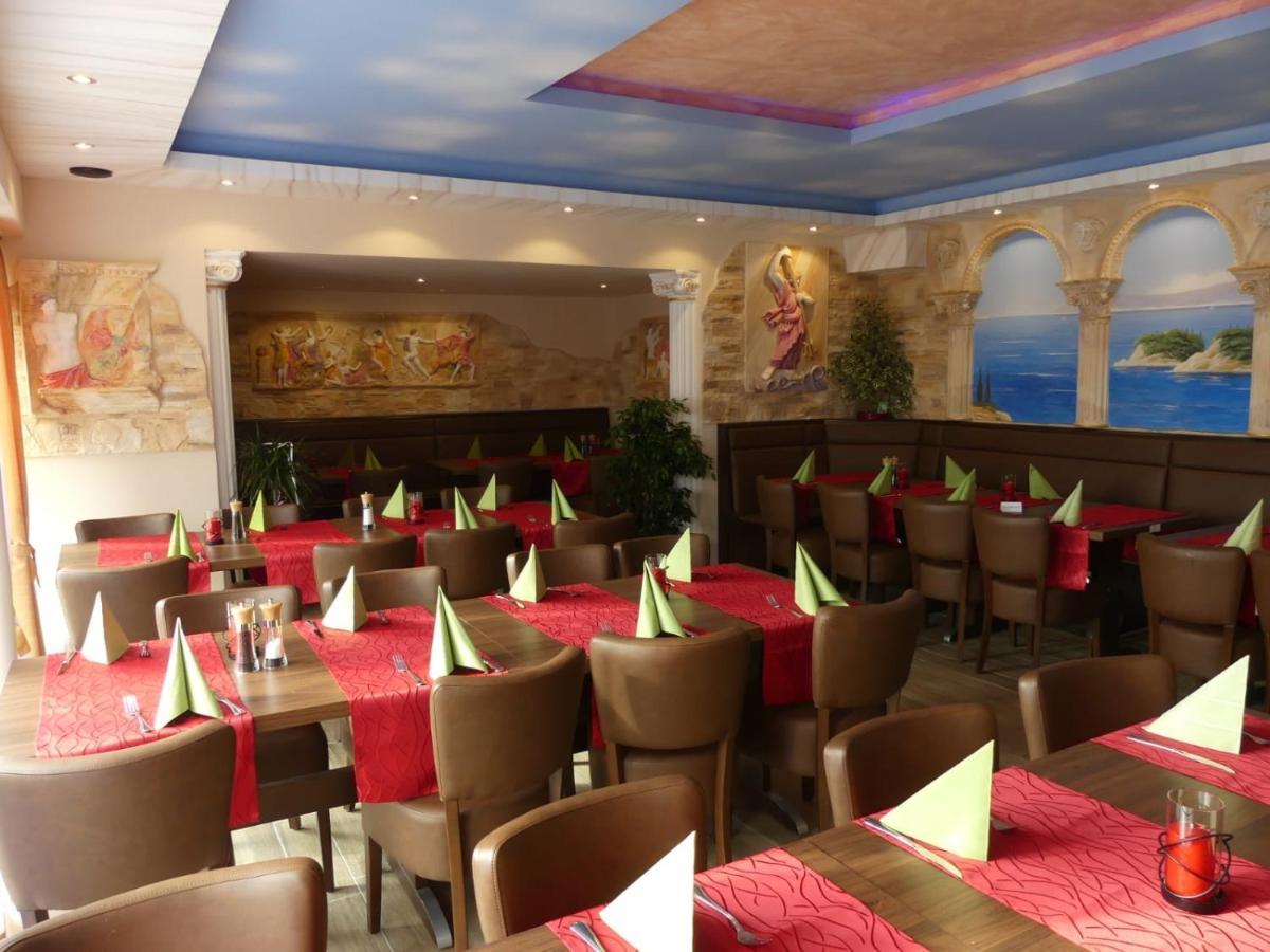 הרפורד Hotel Akropolis מראה חיצוני תמונה