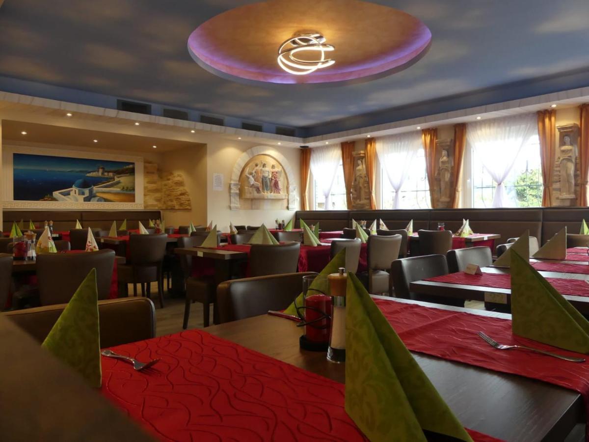הרפורד Hotel Akropolis מראה חיצוני תמונה